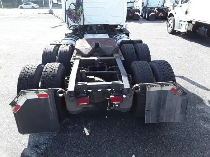 2019 NAVISTAR INTERNATIONAL LT625 DAYCAB T/A9aaee191721c7702fbe3702af9a5ef23