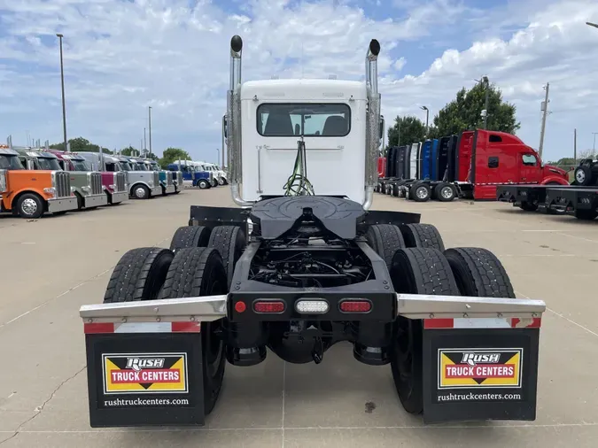 2018 Peterbilt 389