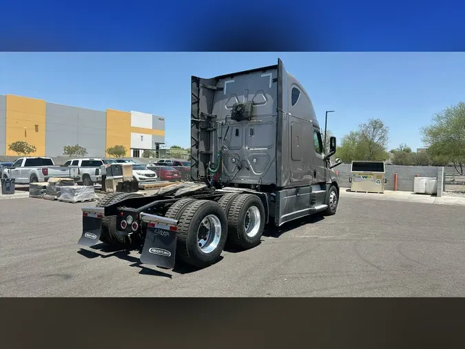 2021 Freightliner Cascadia