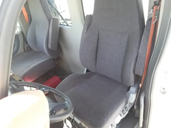 2019 FREIGHTLINER/MERCEDES CASCADIA 125