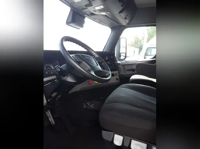 2021 FREIGHTLINER NEW CASCADIA PX12664