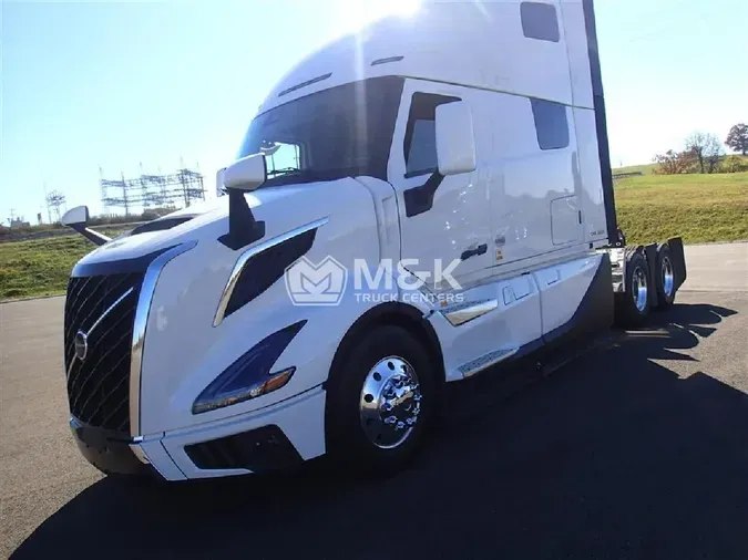 2025 VOLVO VNL64T8609abe3f8e8be3c54c9fd620ecee79d39d