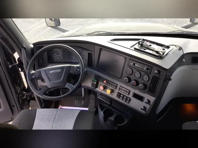 2021 Freightliner Cascadia 1269abeb8e1706f22098a5282ec937c1017