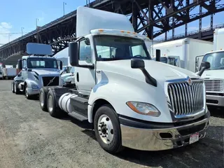 2019 NAVISTAR INTERNATIONAL LT625 DAYCAB T/A