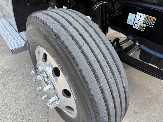 2021 Peterbilt 567