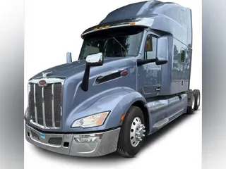 2023 Peterbilt 579