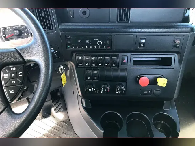 2021 INT LT625 6x49acb063c05d12ffb50b568493e9f9d78