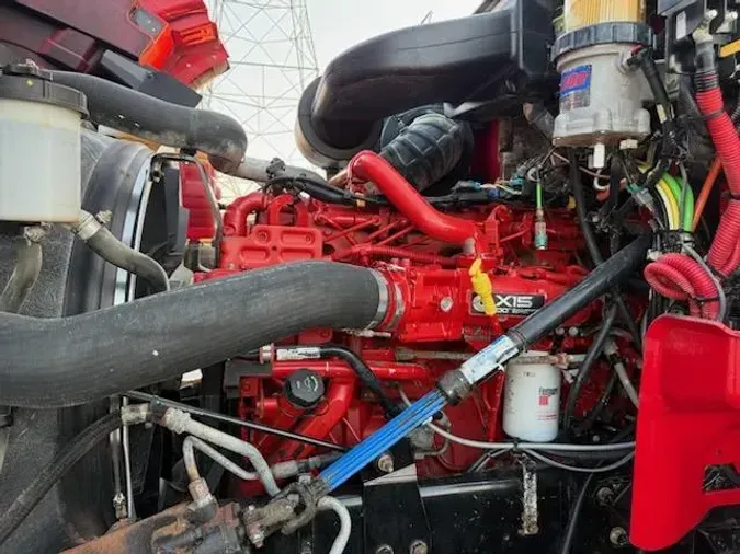 2020 International HX620