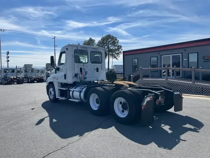 2016 FREIGHTLINER/MERCEDES CASCADIA 1259acca42ab40c8509f9861f912f02d0c2