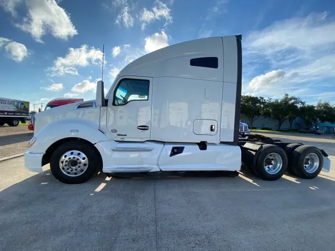 2021 Kenworth T680