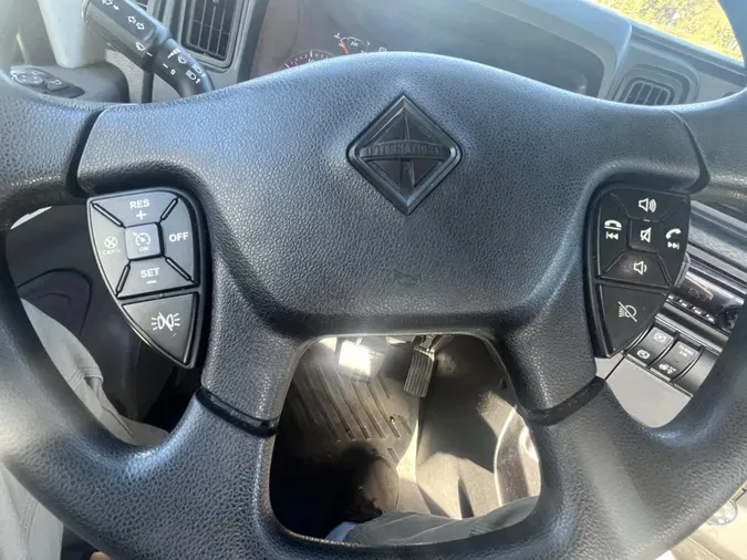 2019 International LT625
