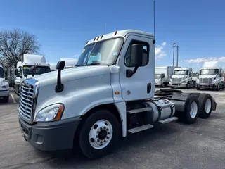 2020 FREIGHTLINER/MERCEDES CASCADIA 125