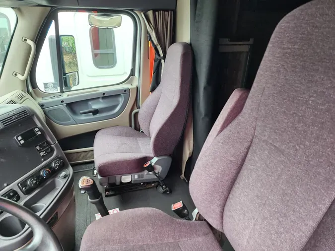 2019 FREIGHTLINER/MERCEDES CASCADIA 125