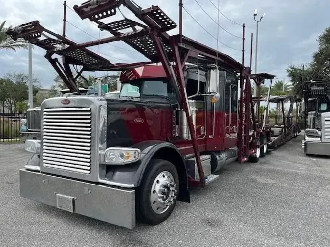 2021 Peterbilt 389