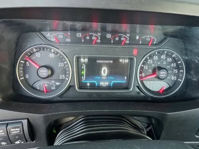 2019 NAVISTAR INTERNATIONAL LT625 DAYCAB T/A9ad4bbf1c74fce3ccf2795075169ad9d