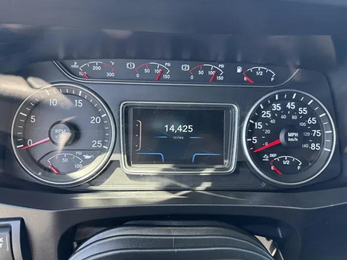 2023 International LT625