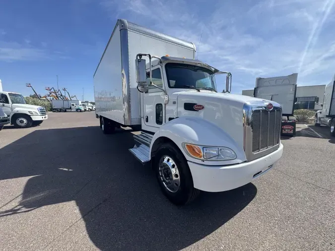 2019 Peterbilt 337