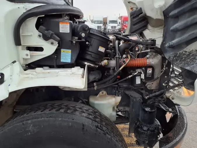 2019 FREIGHTLINER/MERCEDES M2 1069adecb94ba55df7dc9252fb4deaf23ff