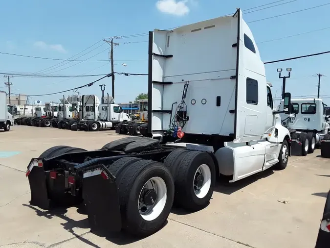2019 NAVISTAR INTERNATIONAL LT625 SLPR CAB