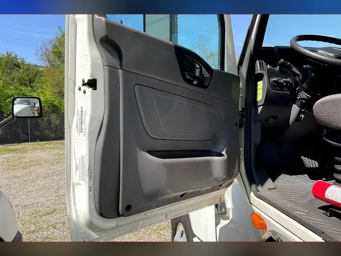 2020 INT LT625 6x4