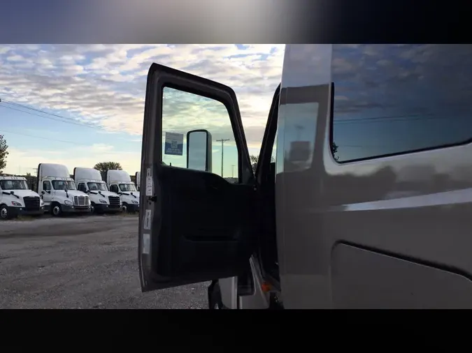 2022 International LT9ae7f78f31a64a90ffc4eccfd2d758cd