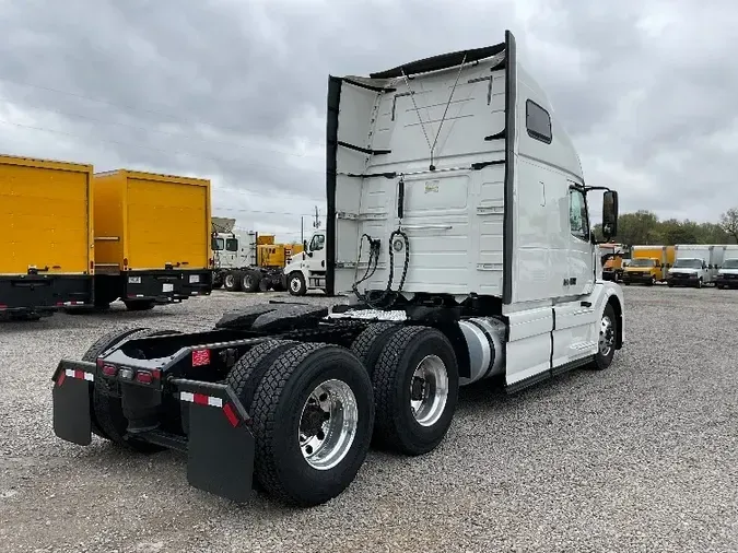 2018 Volvo VNL64670