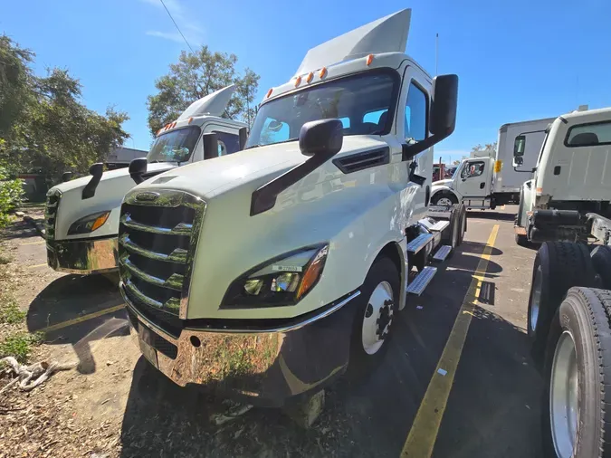 2020 FREIGHTLINER/MERCEDES NEW CASCADIA PX12664