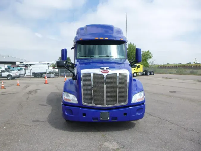 2022 Peterbilt 579