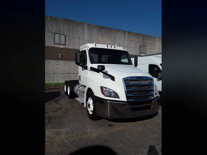 2019 FREIGHTLINER NEW CASCADIA PX12664