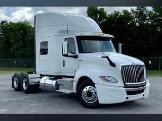 2023 INT LT625 6x4