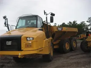 2019 CATERPILLAR 725C2