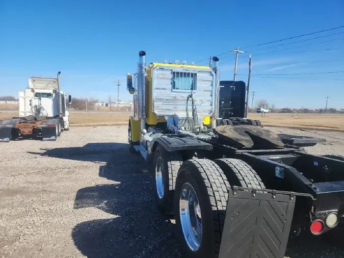 2009 PETERBILT 388