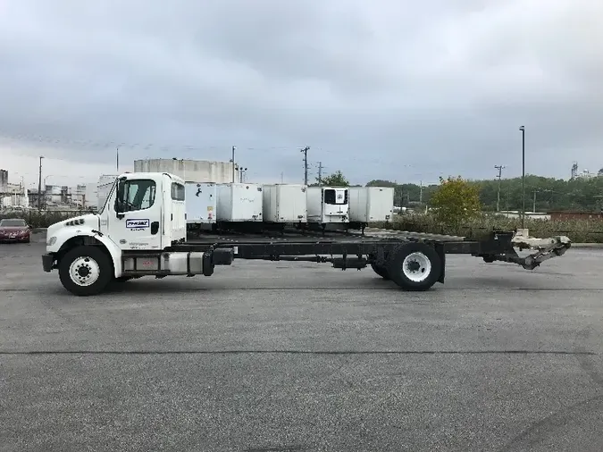 2018 Freightliner M2