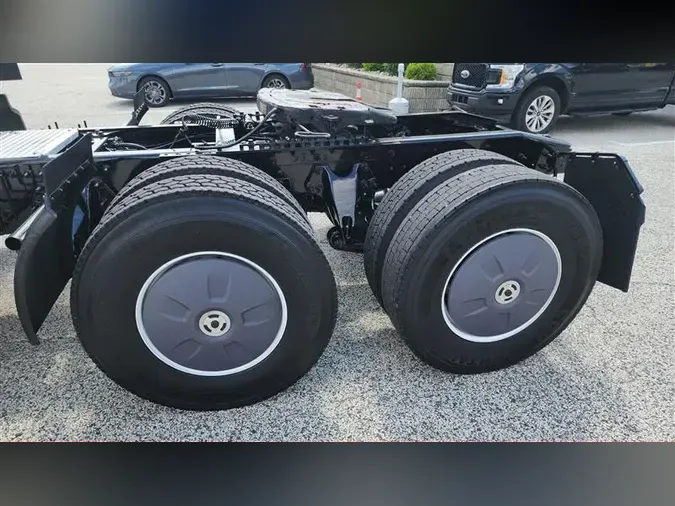 2022 INTERNATIONAL LT625