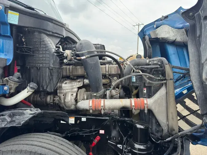 2021 FREIGHTLINER Cascadia 1269af8546e2ccc7c6acce8fd47da7b38da