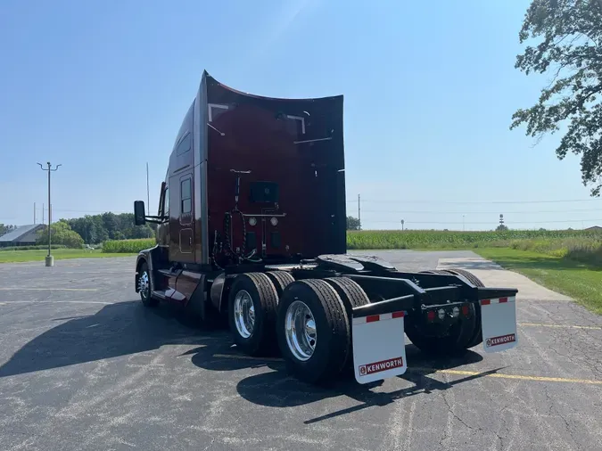 2025 Kenworth T680