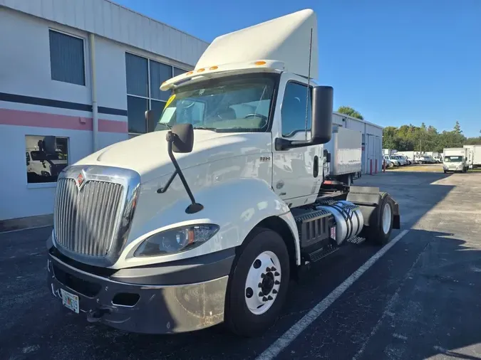 2020 NAVISTAR INTERNATIONAL RH613 DAYCAB S/A9af99195bb3d670be4a8035feedf00e8