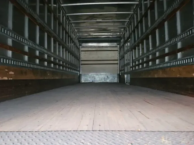 2018 FREIGHTLINER/MERCEDES M2 106