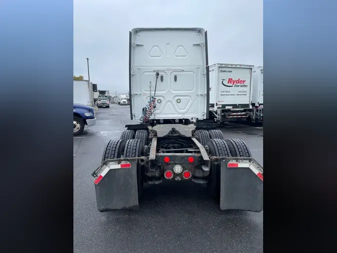 2019 FREIGHTLINER/MERCEDES CASCADIA 125