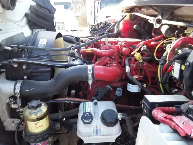 2018 FREIGHTLINER/MERCEDES M2 106