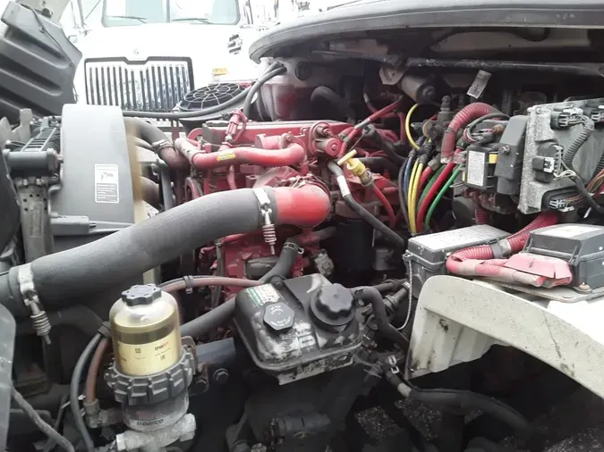 2019 FREIGHTLINER M2 106