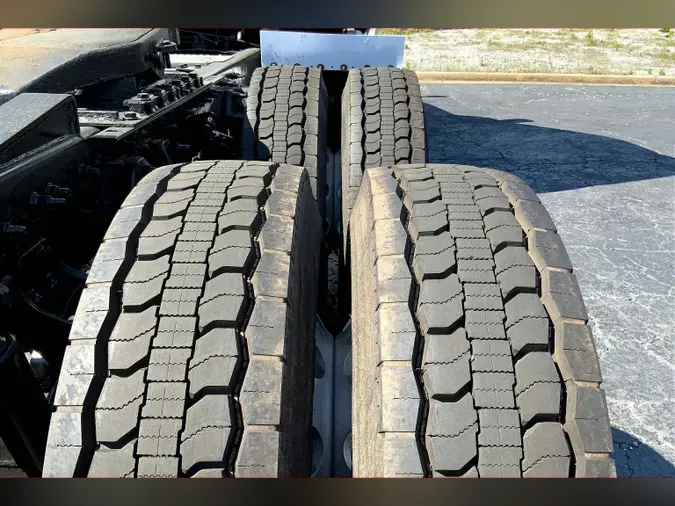 2021 INT LT625 6x4