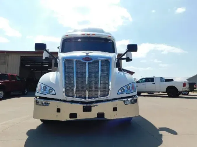 2022 Peterbilt 579
