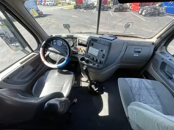 2015 FREIGHTLINER CASCADIA