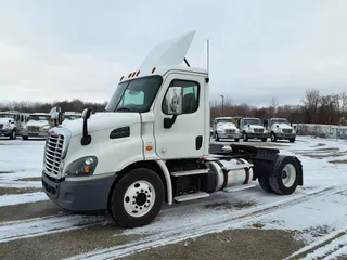 2016 FREIGHTLINER/MERCEDES CASCADIA 113