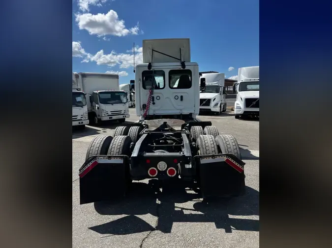 2020 FREIGHTLINER/MERCEDES NEW CASCADIA PX126649b0eec996ec761b8788eac81a465c5b7