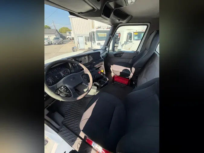 2019 NAVISTAR INTERNATIONAL RH613 DAYCAB S/A9b129ebd5da8074496f141226342c1ec