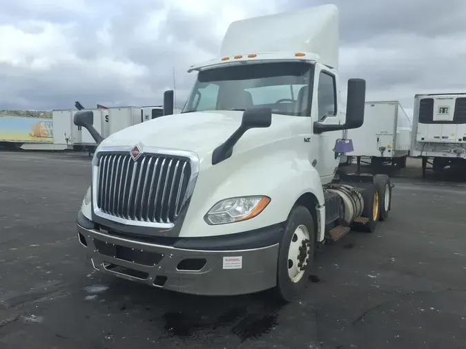 2019 NAVISTAR INTERNATIONAL LT625 DAYCAB T/A9b12c5b88f156d090bc78bca158e0f18