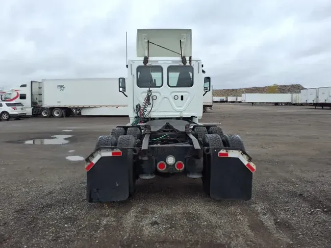 2018 FREIGHTLINER/MERCEDES CASCADIA 125