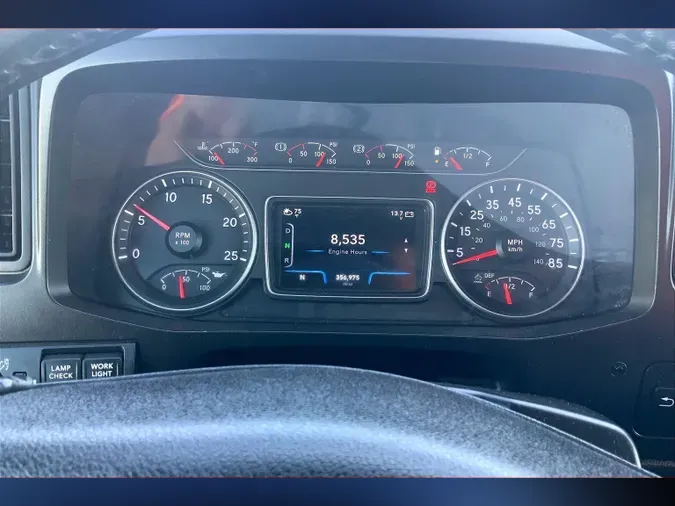 2021 INT LT625 6x4